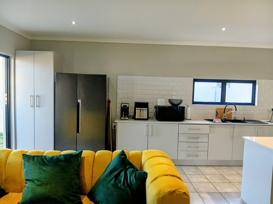 3 Bedroom Property for Sale in Kidds Beach Eastern Cape